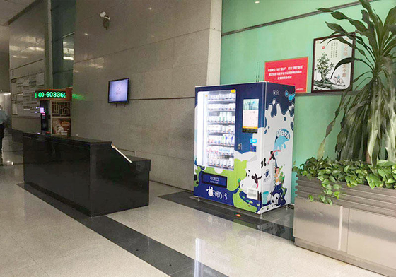 OEM آلة بيع الفاكهة الطازجة كومبو مع شبكة 4G Locker
